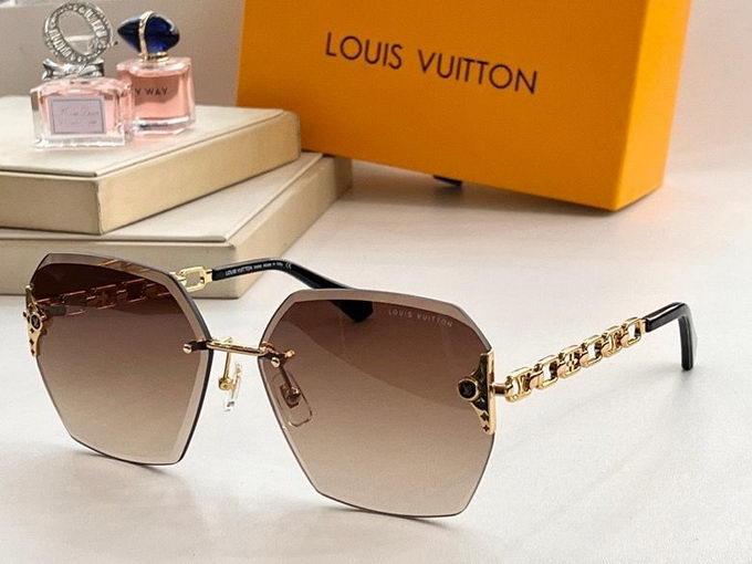 Louis Vuitton Sunglasses ID:20230516-287